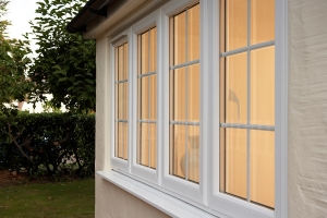 Как подобрать пластиковые окна для загородного дома и дачи?